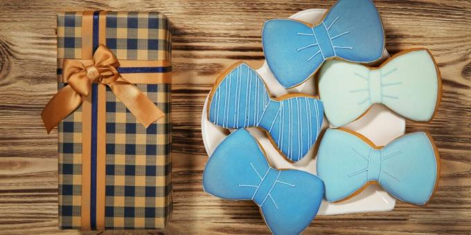 Biscoitos para 23 de fevereiro. Presente para verdadeiros cavalheiros