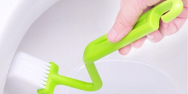 escova em forma de L para sanita