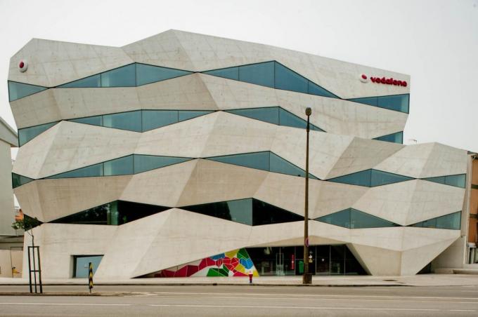 arquitectura europeia: Sede da Vodafone em Portugal
