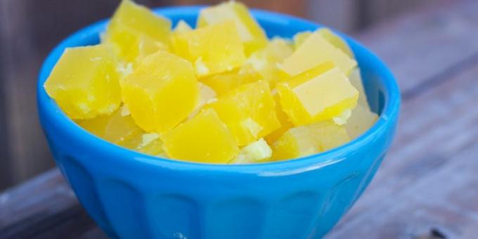 marmelada em casa: Doce de fruta do abacaxi e frutas cítricas