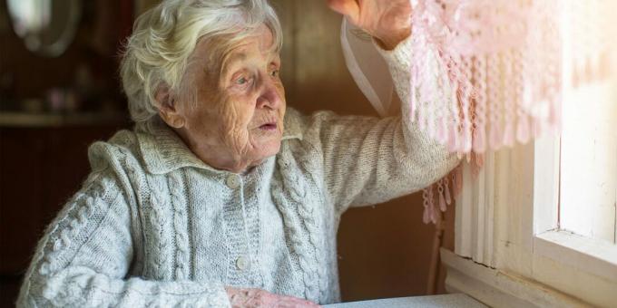 ajudando pessoas mais velhas a organizar sua vida cotidiana: resolver o problema da pouca luz