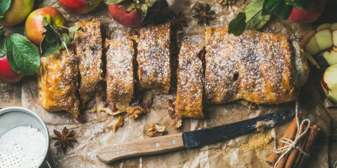 Strudel de massa filo com maçãs e damascos secos