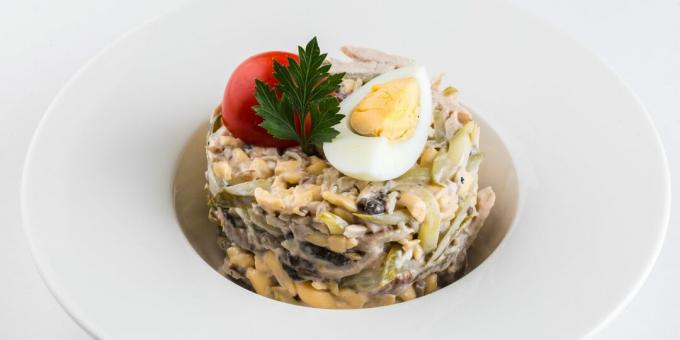 Salada de Fígado com Cogumelos e Pepinos
