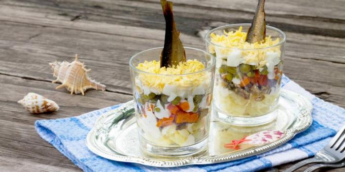 Salada em camadas com espadilha