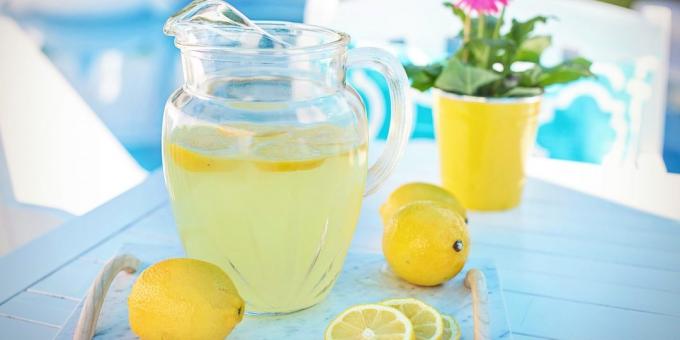 limonada clássico com limão