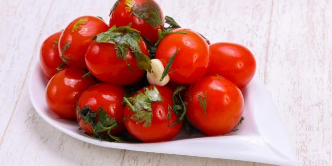 Tomates cereja salgados em 35 minutos