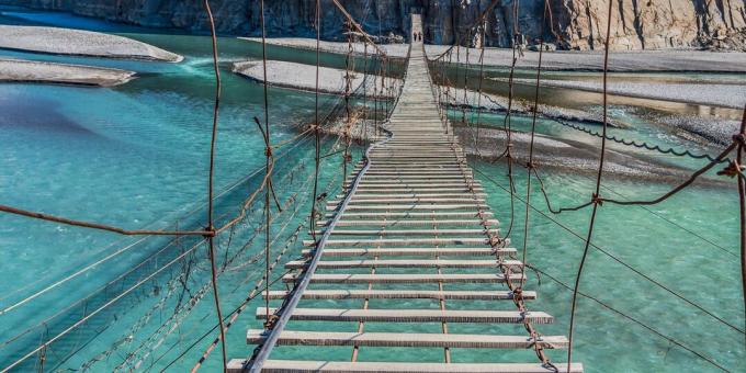 Pontes mais assustadoras: ponte suspensa Hussaini