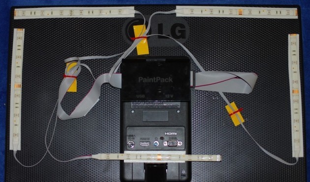 PaintPack localizado na parte de trás da televisão ou do monitor