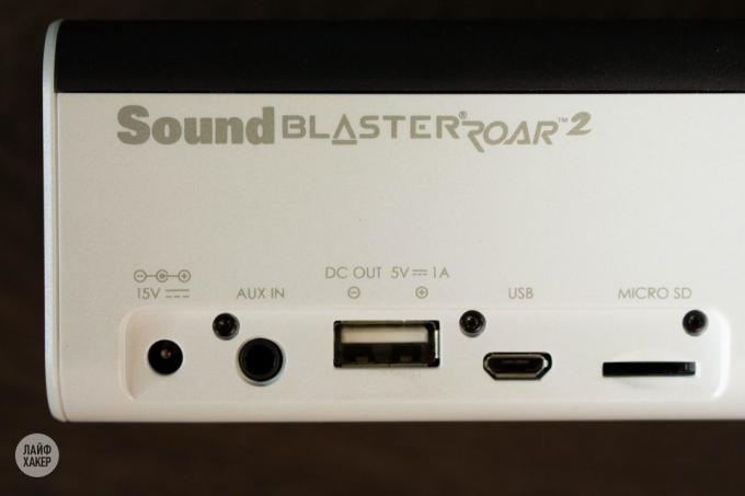 Creative Sound Blaster Roar 2: Conectores