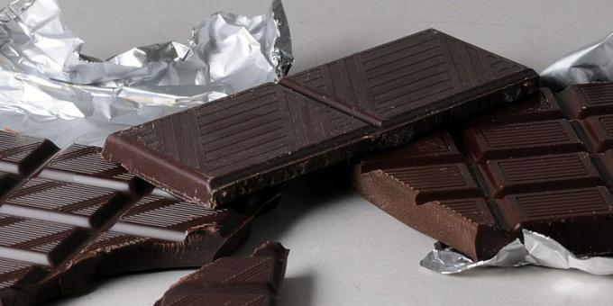 Quais alimentos contêm magnésio: chocolate amargo