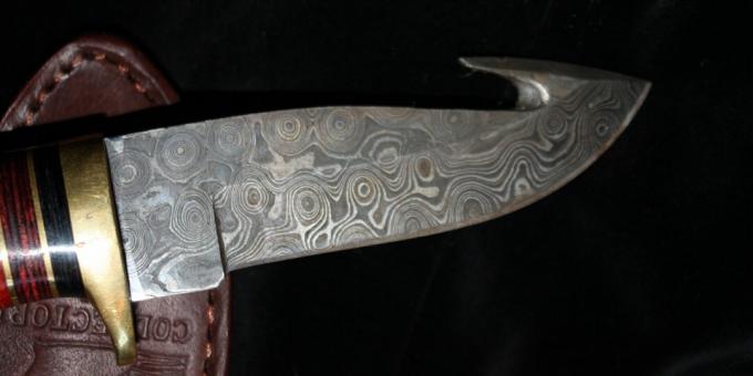 Tecnologias de civilizações antigas: faca de caça moderna feita de aço de Damasco 