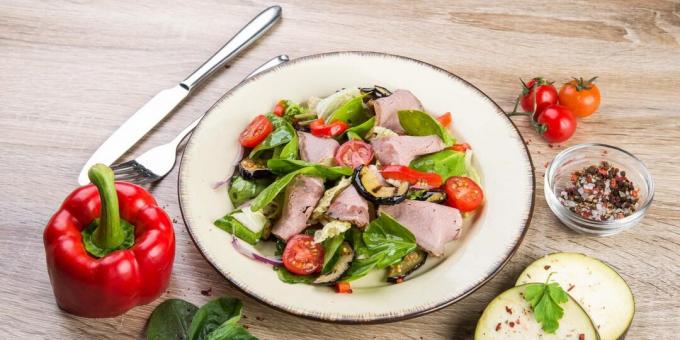 Salada de carne com berinjela