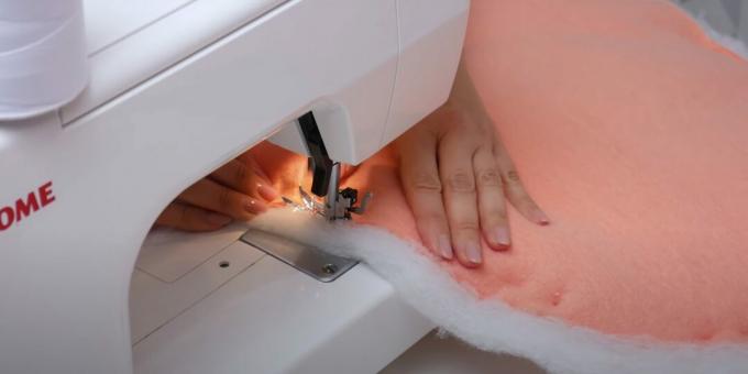 Como costurar uma cama de gato "faça você mesmo": costure o tecido no inverno sintético