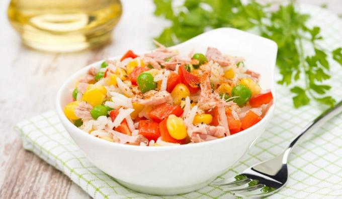 Salada de Atum e Arroz