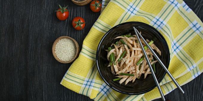 Salada picante com daikon