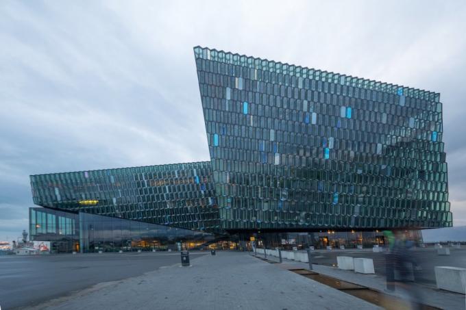 arquitectura europeia: HARPA Concert Hall em Reykjavik, Islândia
