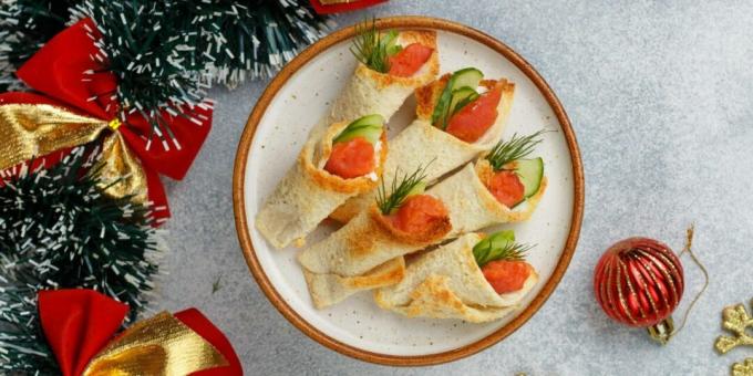 Sanduíches com peixe vermelho de uma maneira nova