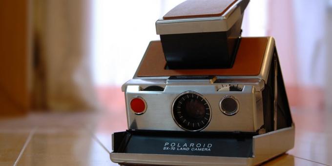 Câmera Polaroid SX-70 Terra 