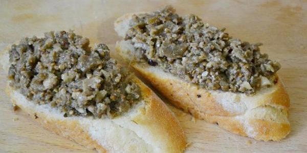 Berinjela: Caviar de berinjela assada com nozes