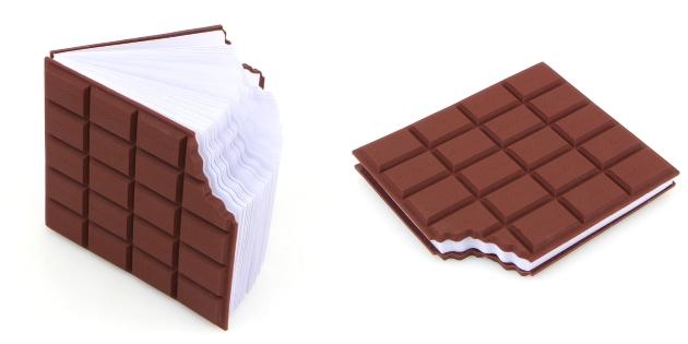 Notebook com chocolate