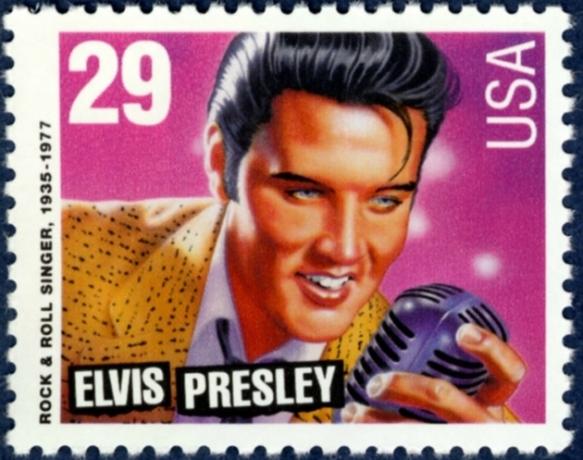 Selo postal com Elvis e Shure microfone