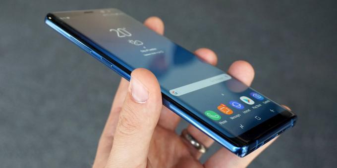 No Samsung Galaxy S10 Plus é uma das baterias mais poderoso entre smartphones