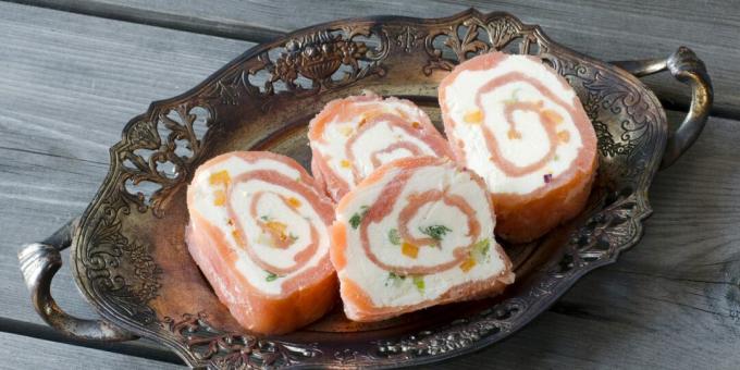 Snack rolls com peixe vermelho