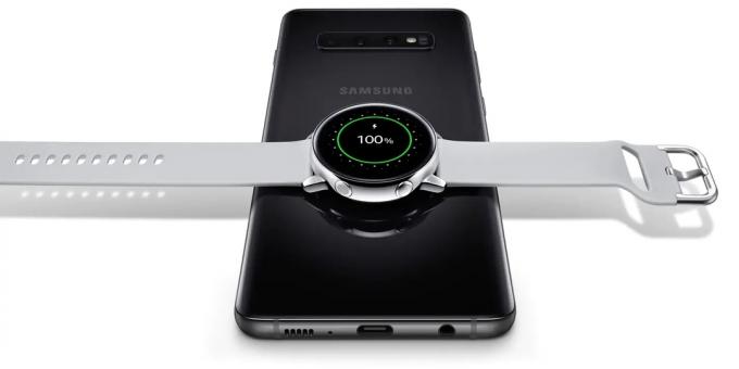 Galaxy Assista Ativo: smartwatch com suporte de carregamento sem fio