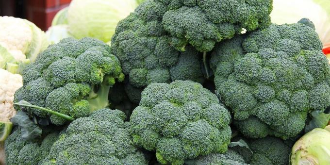 Como e quanto para cozinhar brócolis: brotos frescos