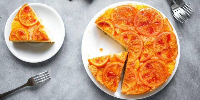 Torta com tangerinas. O cozimento de inverno mais perfumado