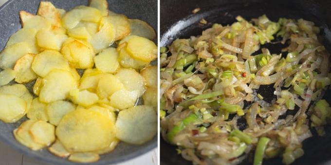 Batata omelete: Frite as cebolas e batatas