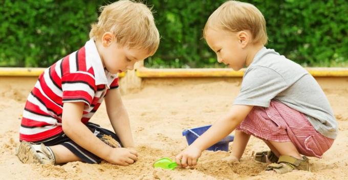 comunicação com o seu filho: terapia de areia