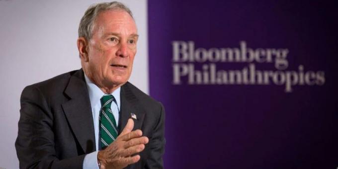 empresários proeminentes: Michael Bloomberg, Bloomberg