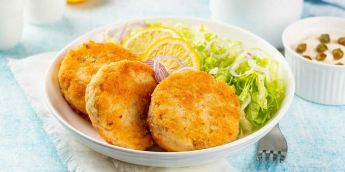 Costeletas de bagre com semolina