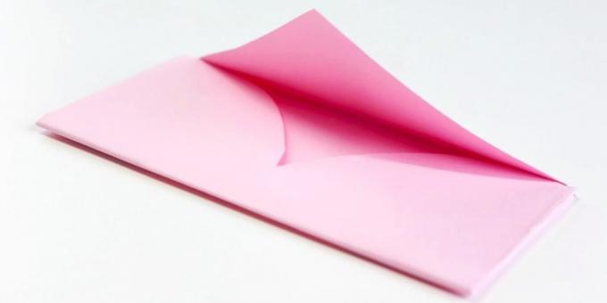 Como fazer um envelope simples com as mãos do coração