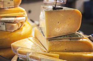 Os cientistas acreditam que o queijo é viciante