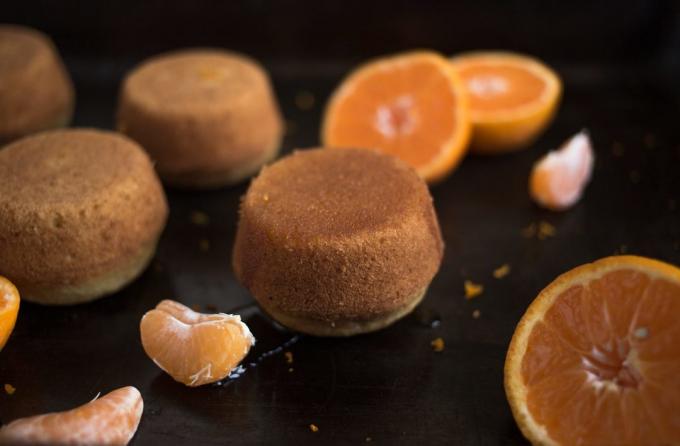 bolos tangerine: tangerina e bolinhos
