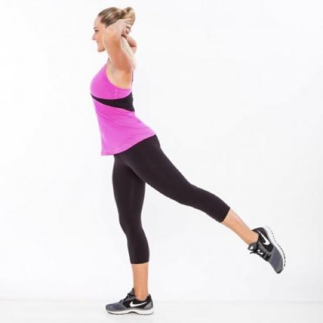 Exercícios para as nádegas: o corpo é reta, perna levantada