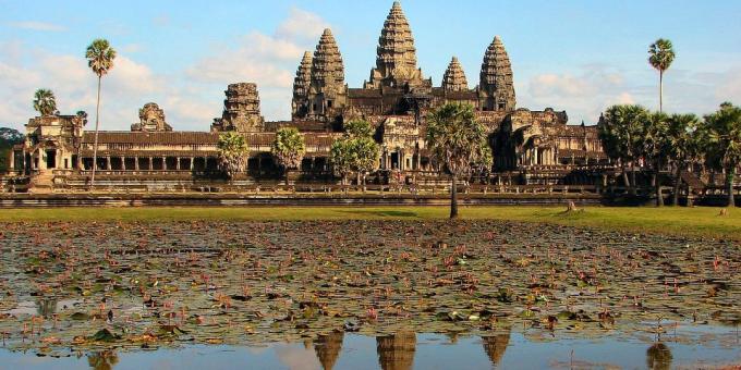 território asiático não é em vão atrair turistas: o parque arqueológico de Angkor, no Camboja