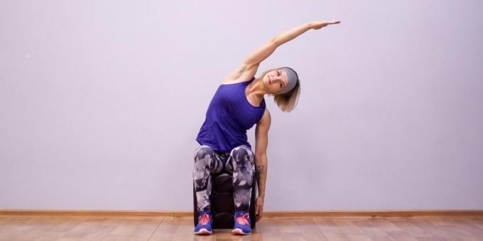 exercícios de flexibilidade: inclinações laterais