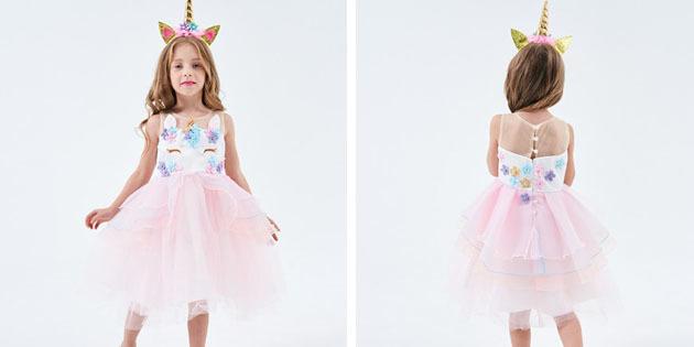 Vestidos para crianças na saída: um vestido com uma bainha assimétrica