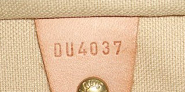 Original e falso Louis Vuitton: dentro deve ser carimbado número de série