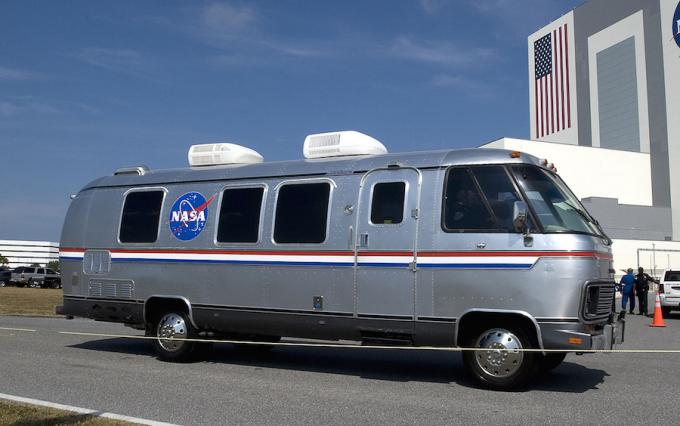 carros frescos NASA: Astronauta Transferência de Van