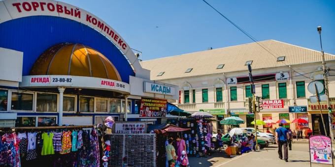 Mercado "Big Isady" em Astrakhan