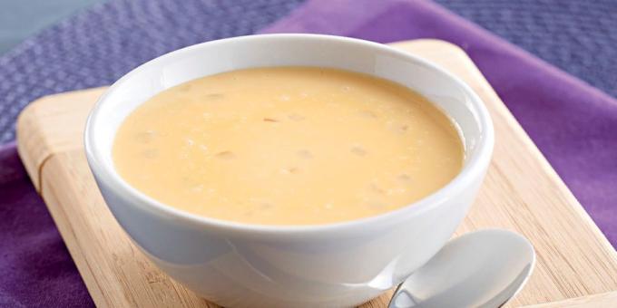 Sopa com queijo derretido - saborosa e barata