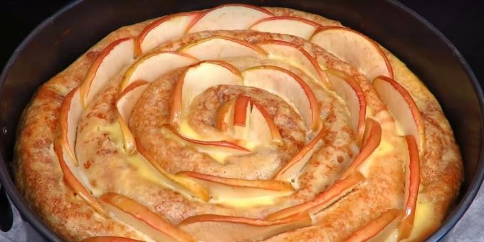 bolo de panqueca com queijo cottage e recheio de maçã: Recipes