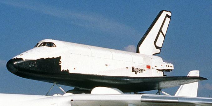 "Buran" na exposição aeroespacial em Le Bourget, 1989