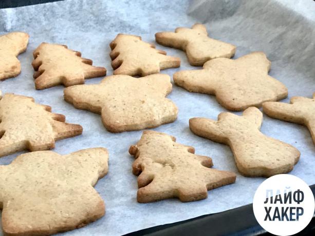 Bake Gingerbread Cookies por 12-15 minutos