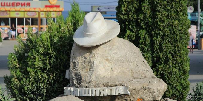 Atrações de Anapa: monumento ao Chapéu Branco