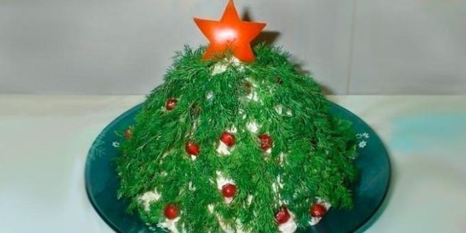 Natal receitas de pratos: uma salada com ameixas "árvore de Natal"